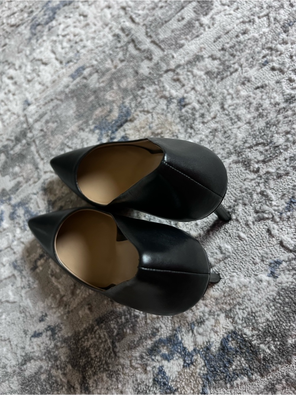 Natulazer Black Pointed-Toe Leather Pumps - Picture 9 of 9
